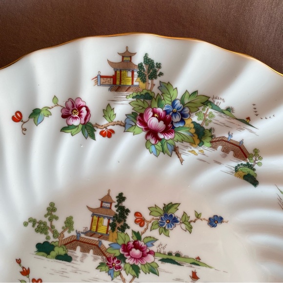 Crown Staffordshire Plate and Cake Knife - Picture 5 of 10